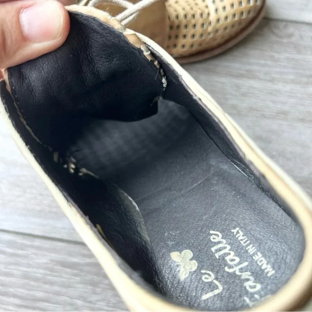 Vintage FarFalle Beige Perforated Leather Lace Up Oxford Made in Italy